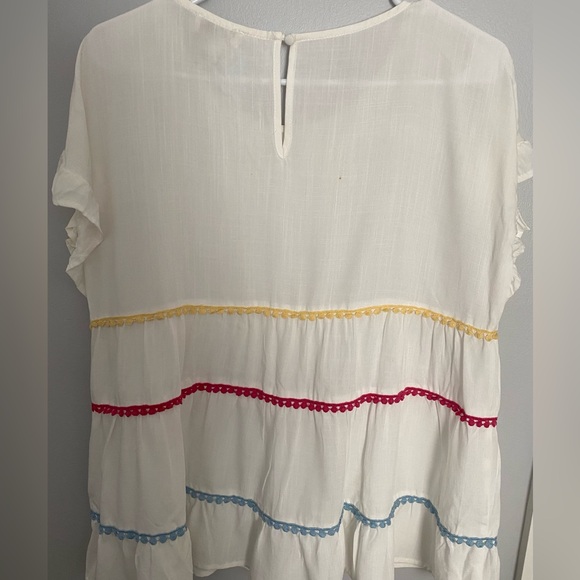 Andree by Unit Large Top - Picture 2 of 8